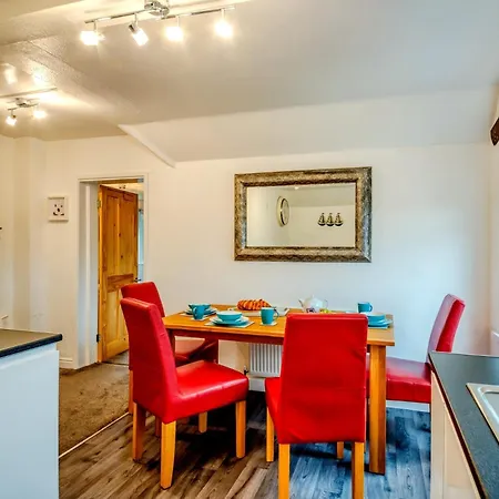 1 Bed In Filey 77710 *