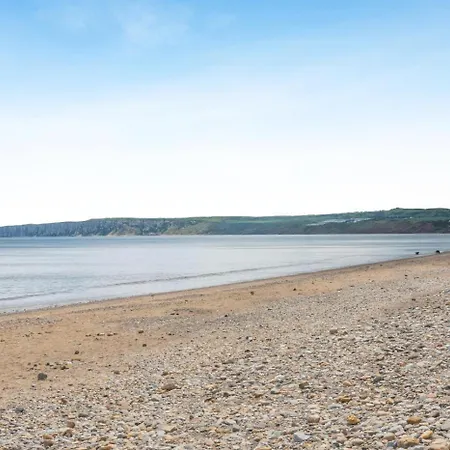 1 Bed In Filey Oc-77710