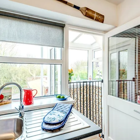 דירה 1 Bed In Filey 77710 *