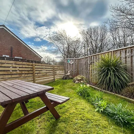 דירה 1 Bed In Filey 77710 *